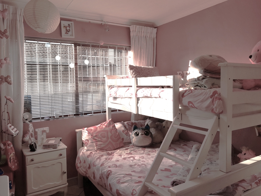 To Let 3 Bedroom Property for Rent in Windsor Park Eastern Cape